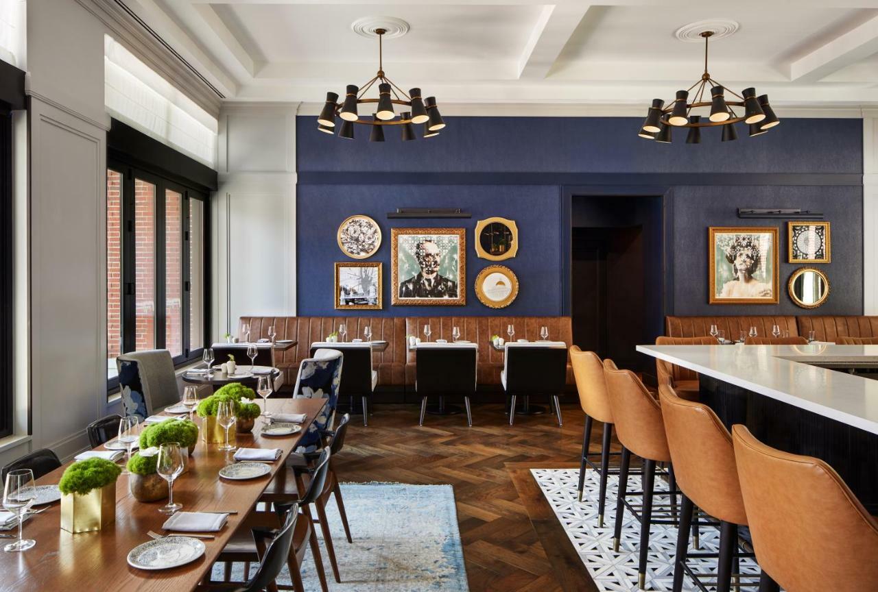 The Whitney Hotel Бостон Екстер'єр фото The dining room at the restaurant