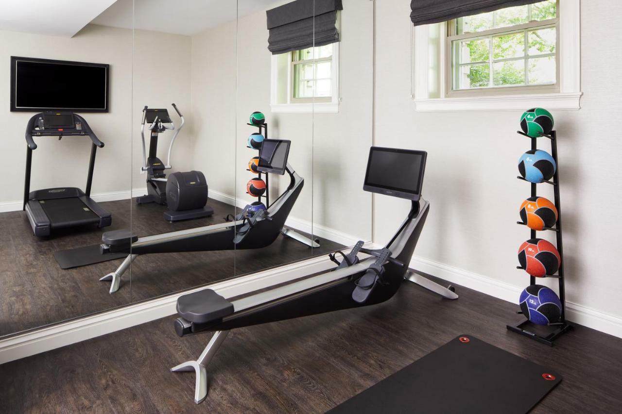 The Whitney Hotel Бостон Екстер'єр фото A home gym