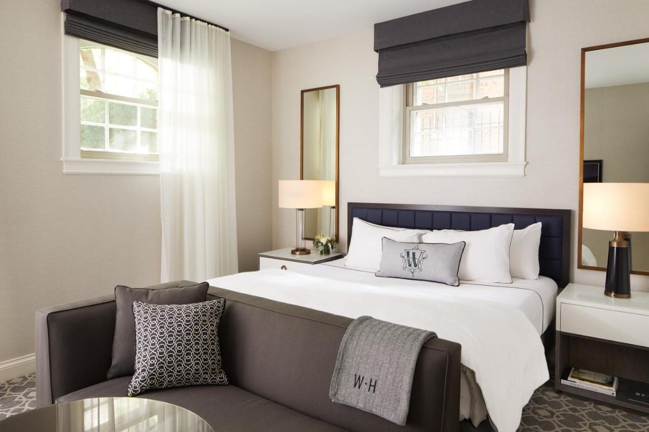 The Whitney Hotel Бостон Екстер'єр фото A bedroom at the Hotel Washington
