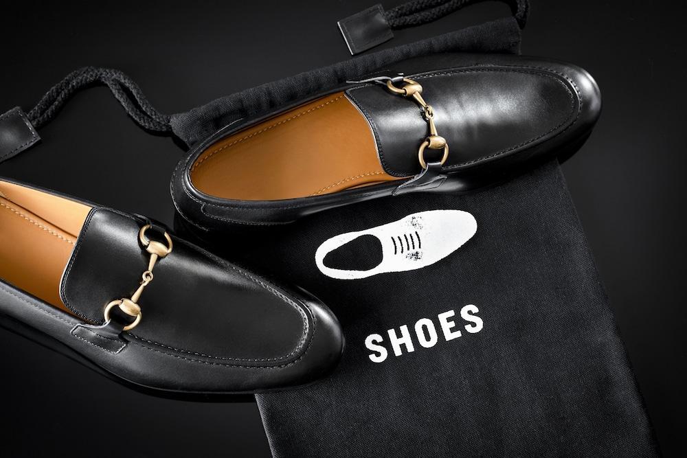The Whitney Hotel Бостон Екстер'єр фото Shoes